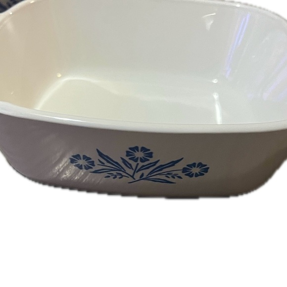 Corning ware P-41-B 12oz. made in USA White Dishes with Blue Cornflower (4) - Picture 8 of 10